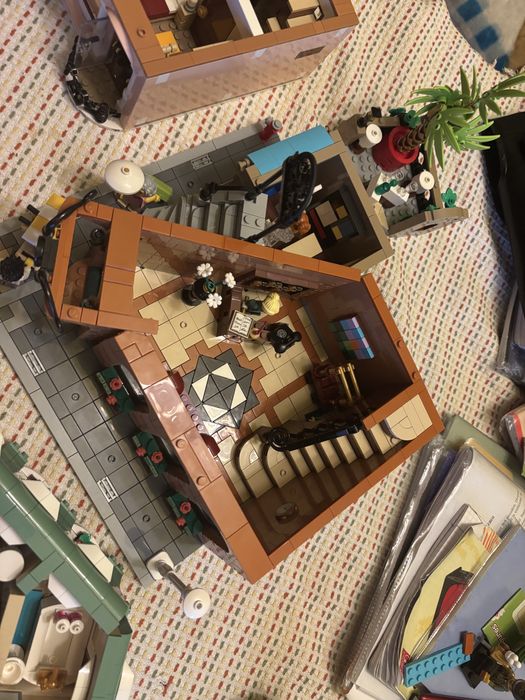 Lego 10297 Hotel Boutique- Creator Expert