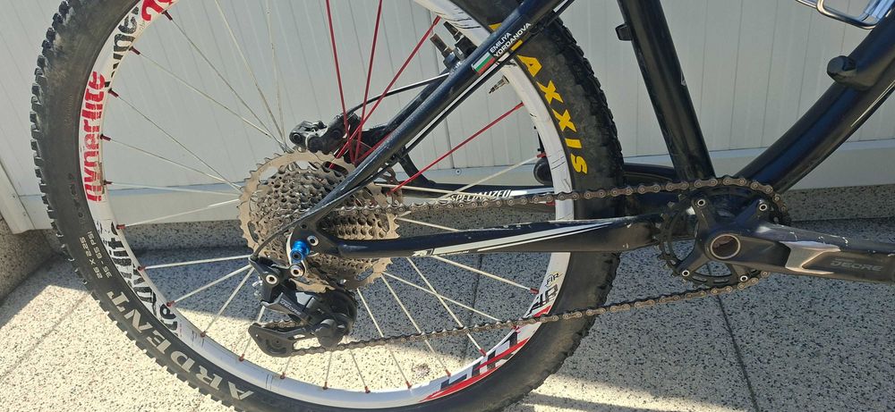 Планинско колело SPECIALIZED 17 - Много добро състояние