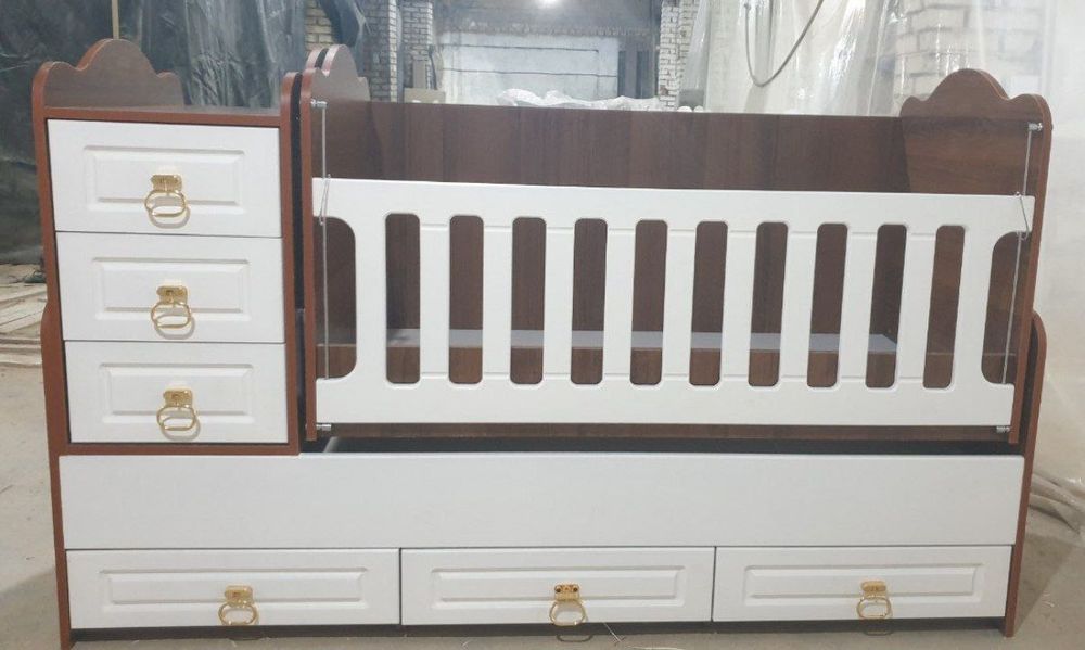 Детский кровать состояние новий