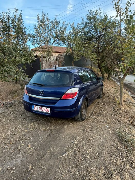 Opel astra h 1.6benzina