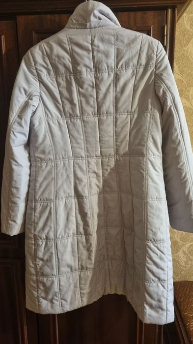 Продам куртки женские