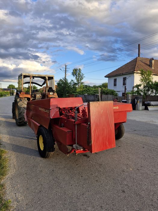 Balotieră New Holland Originală!!!