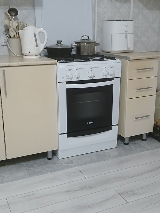 Продам газовую плиту в хорошем состоянии