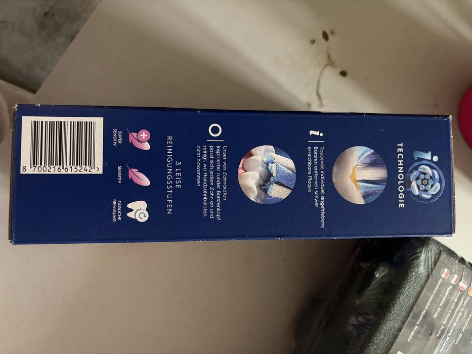 Vand periuta oral b iO series 2