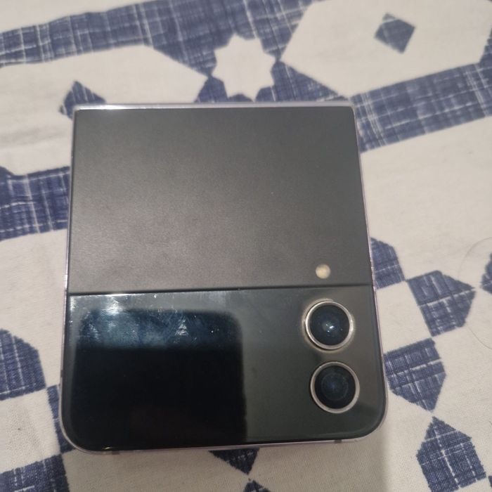 Samsung Galaxy Z Flip 4 256gb