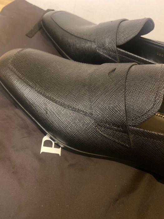 Pantofi  din piele Prada