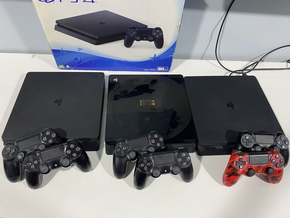 Play station 4 Sotiladi 3 шт