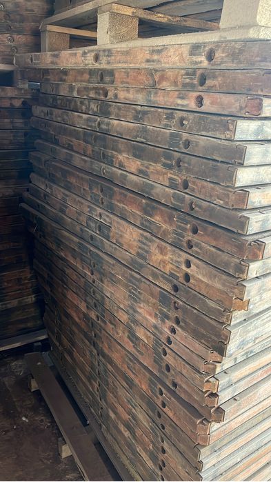 Поддон для строительства