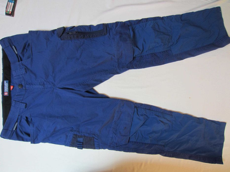 Pantalon lucru Engelbert Strauss, masura 58, material subtire ( 65%poliester+35%bumbac). Are usoare urme de folosire