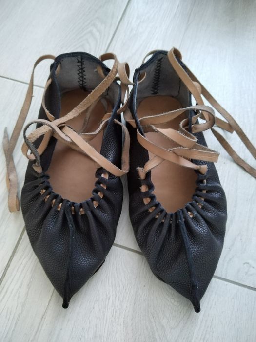 Vând opinci piele naturala