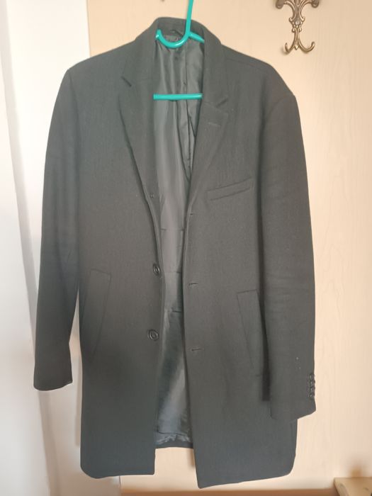 Черно зимно палто