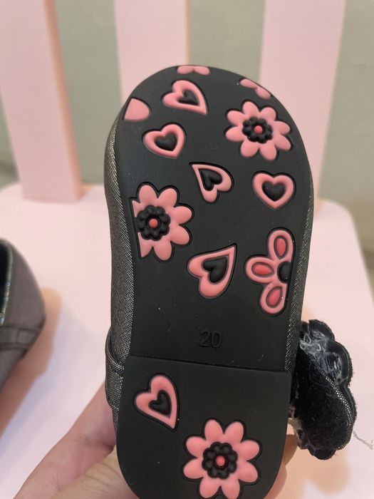 Продам туфли детские