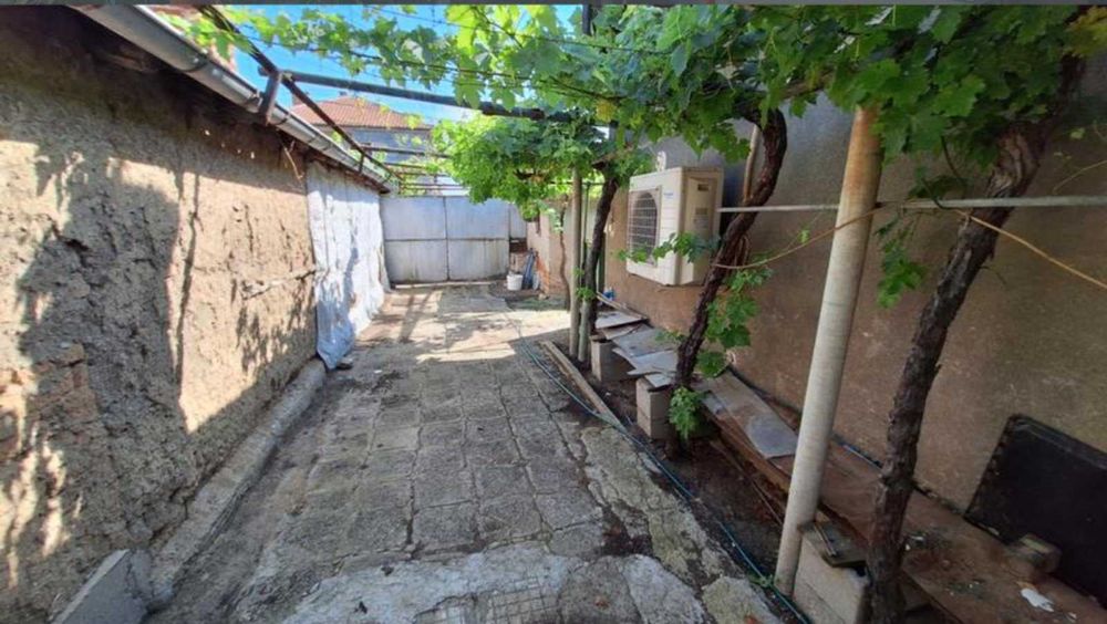 от собственик къща в гр. Съединение