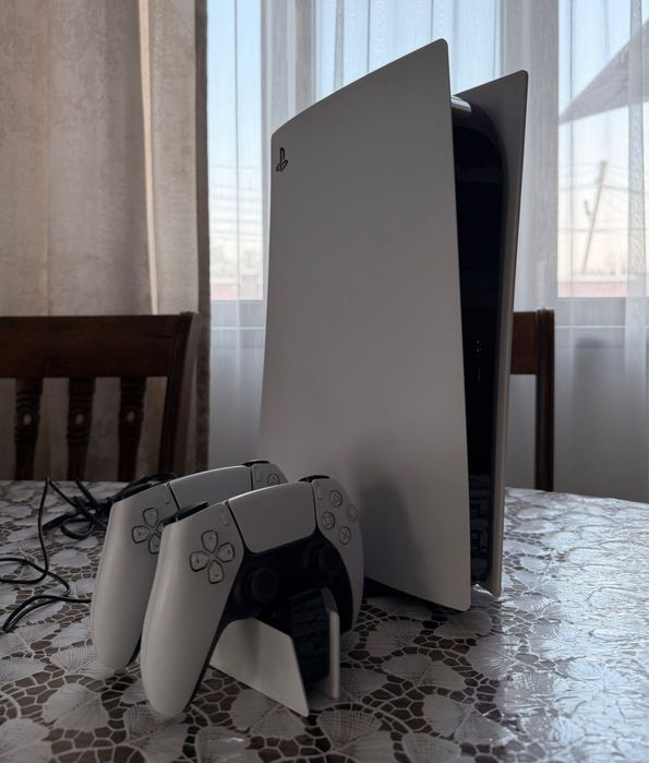 Playstation 5 в отличном состоянии