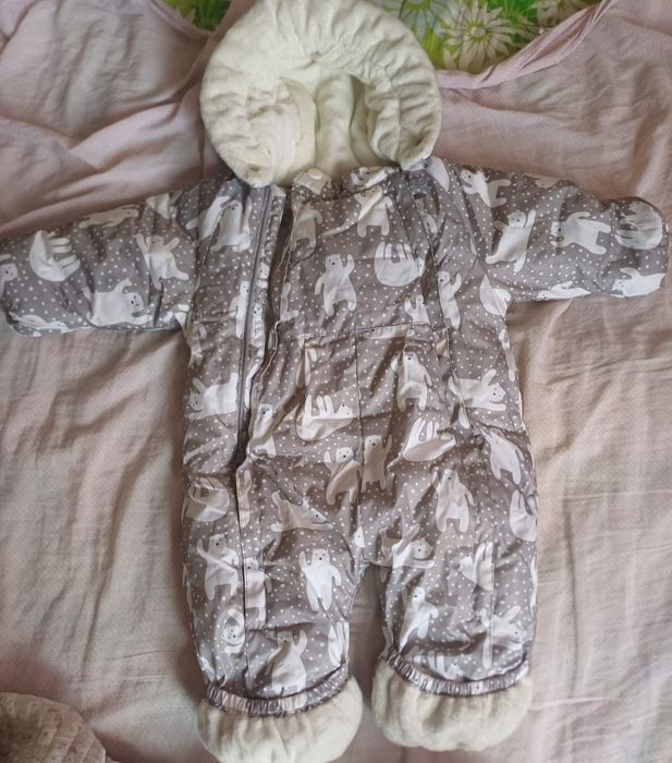 Детский тёплый комбинезон 2 раза одевали