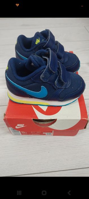 Adidasi nike copii
