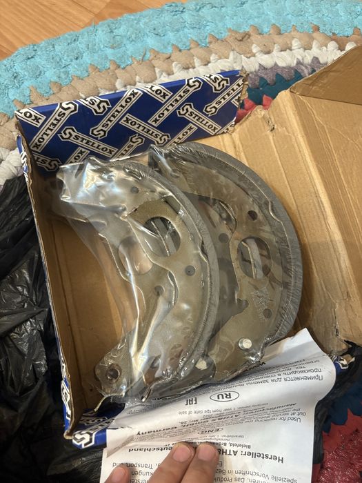 Колодка ручника, на монтеро спорт