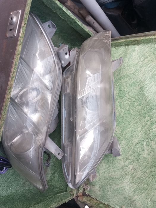 Фары на Ford Focus 2