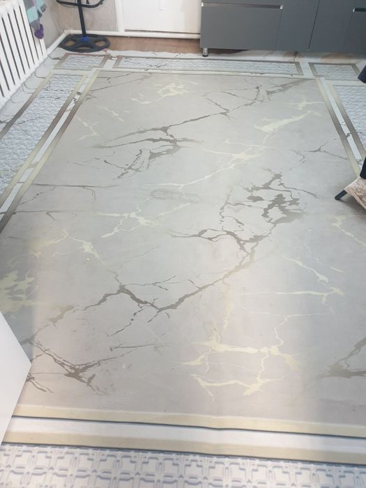 Много чего листай