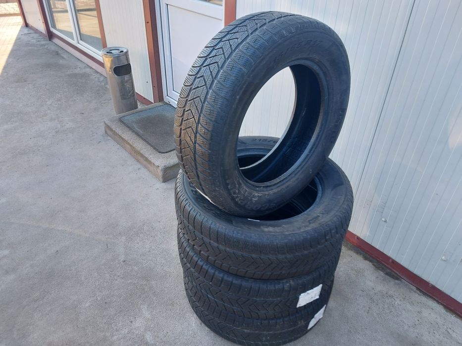 125 lei bucata! Set anvelope M+S 215 65 17 Pirelli dot 2020