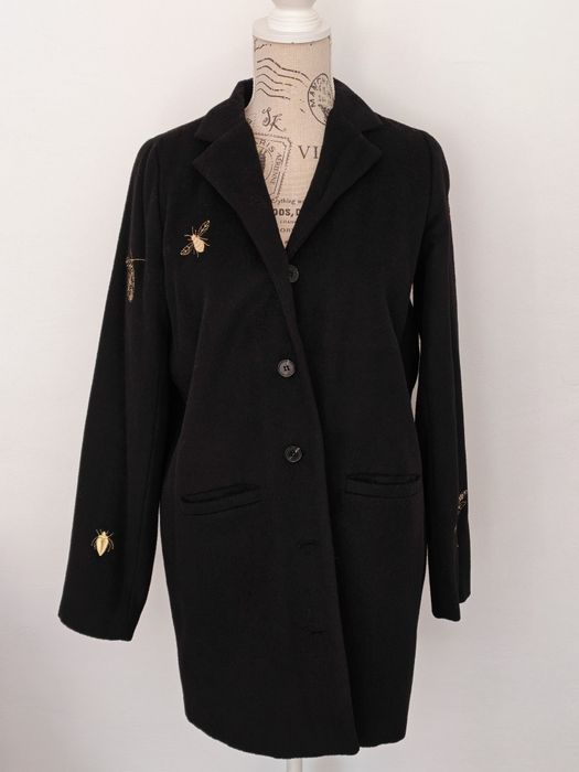 Palton cu broderii