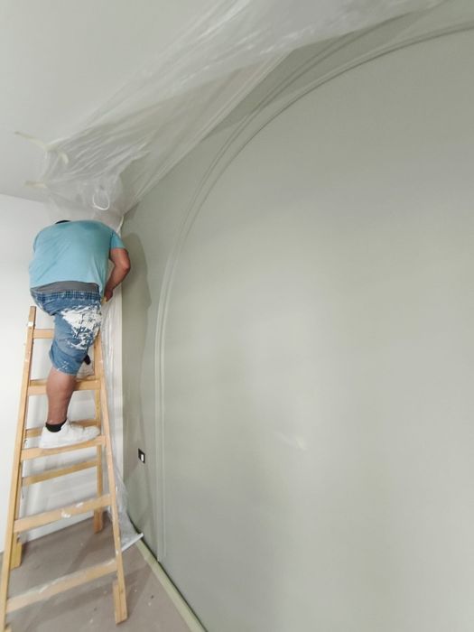 Firma constructii  interioare renovari finisaje tavane rigips glet lavabil zugrav electrician
