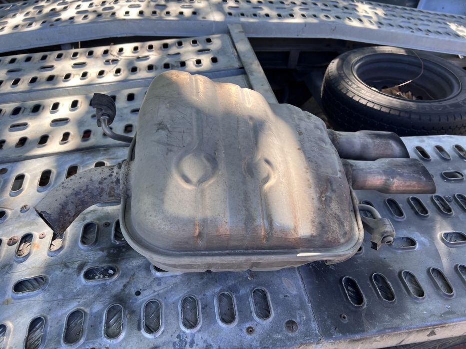 Крайно гърне ауспух от пасат 6 2.0 фси мотор pasat 6 2.0 fsi