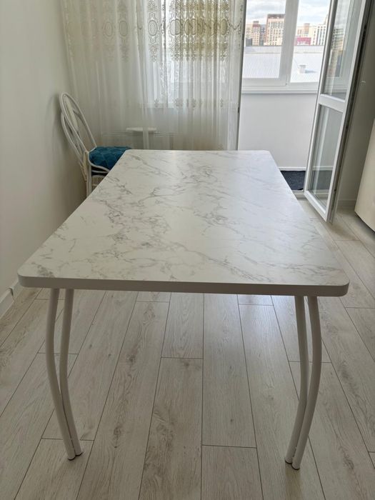 Продам кухонный стол за 30000тг