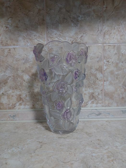 Продаю вазы Чехия