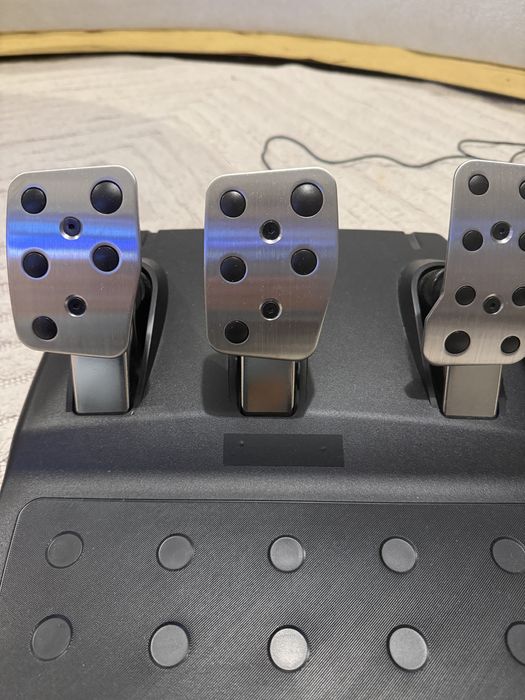 Volan + pedale Logitech G29, noi