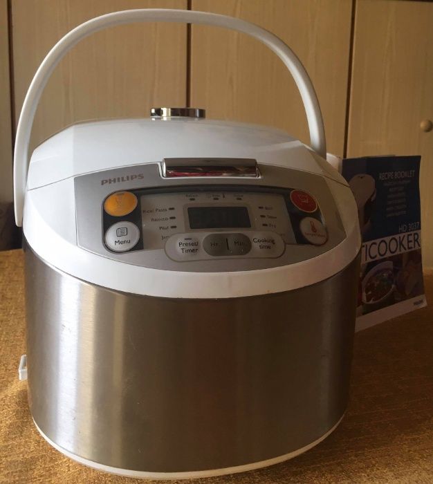 Мултикукър Philips HD3037/70