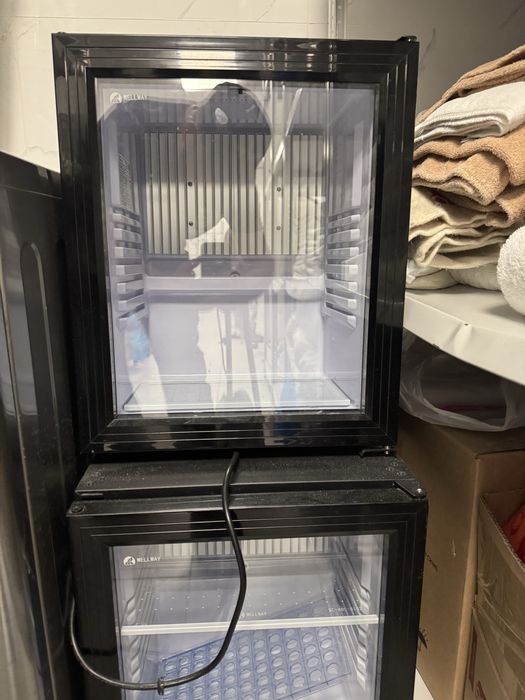 Холодильник для мини бар