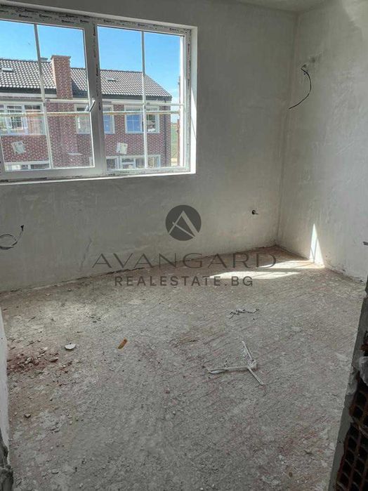 Продава се Къща в с. Скутаре, Област Пловдив - 91 кв.м за 1154 €/кв.м - Снимка #4