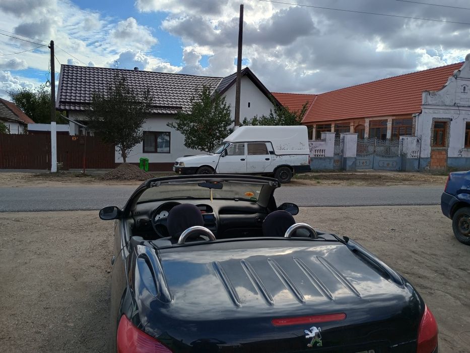 Vând Peugeot 206 cabrio benzină