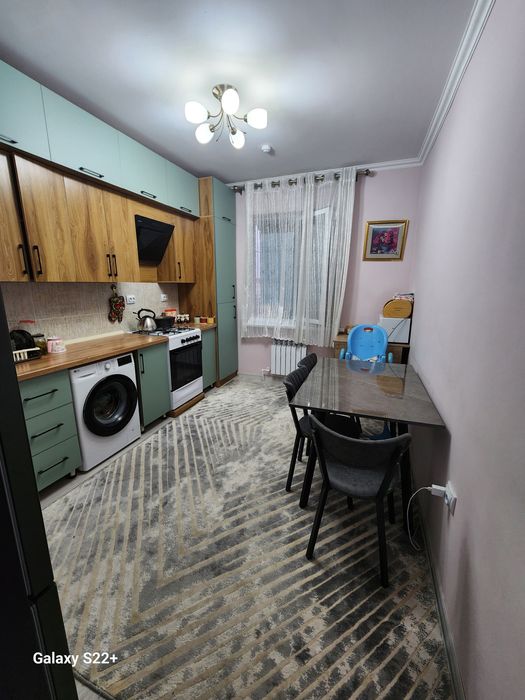 85kv .m 3xonalik uy sotiladi Sergli 16 a remont mebil kanisaner glam