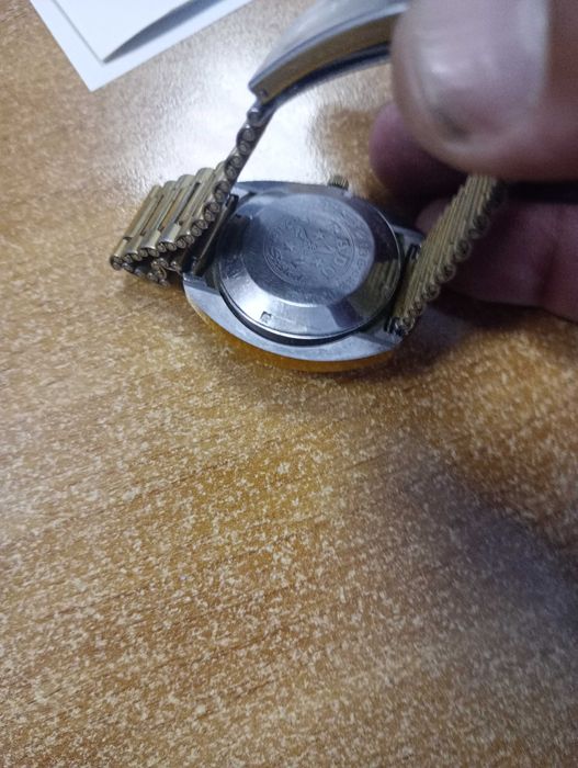 маркови ретро часовници