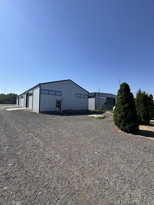 Inchiriez hale, spatii depozitare, se pot compartimenta la cerere.