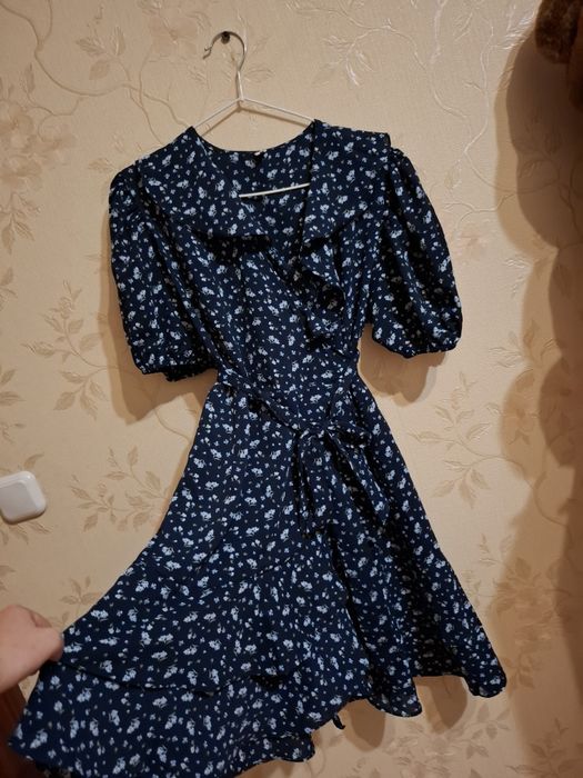 Продам платья летние 44-46