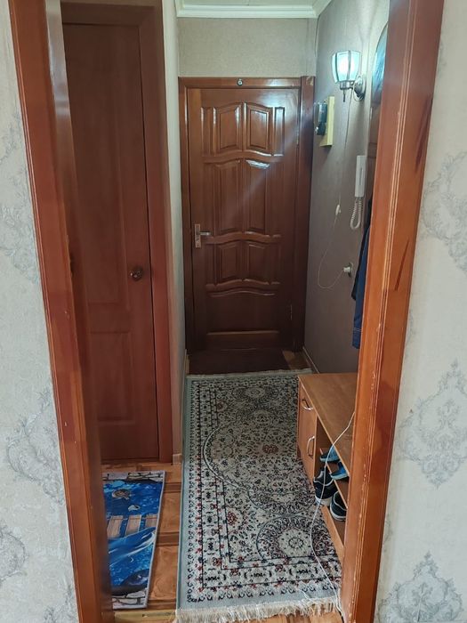 Тез Арада 2 болмелы Уй сатылады.