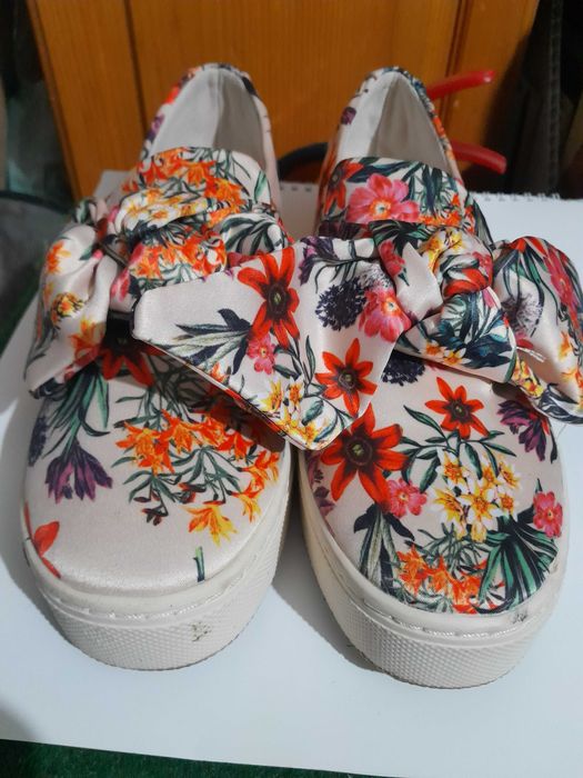 papuci textil/dantela vara