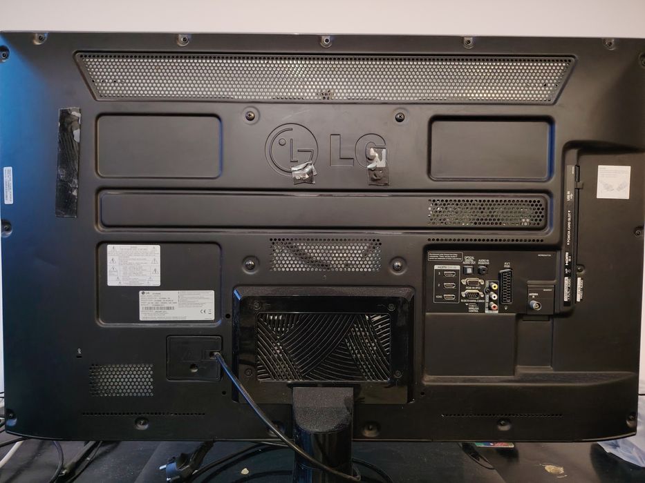 Televizor LG Led FullHD 37LE5300, cu Chrome Cast