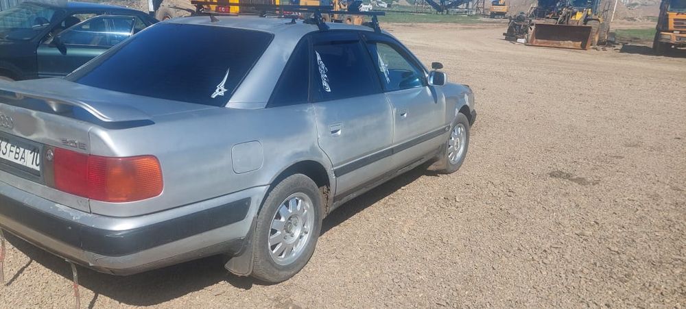 Продам Audi 100c4
