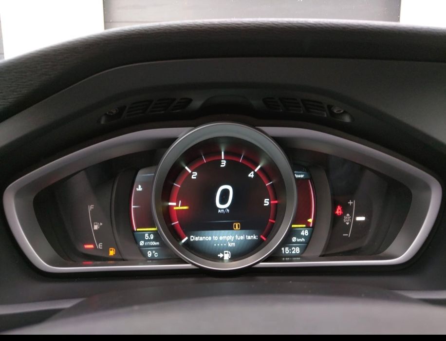 Volvo V40 1.6 diesel an 2014