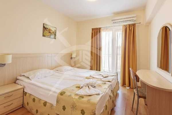 Продава се Двустаен апартамент в Созопол - 55 кв.м за 673 €/кв.м - Снимка #2