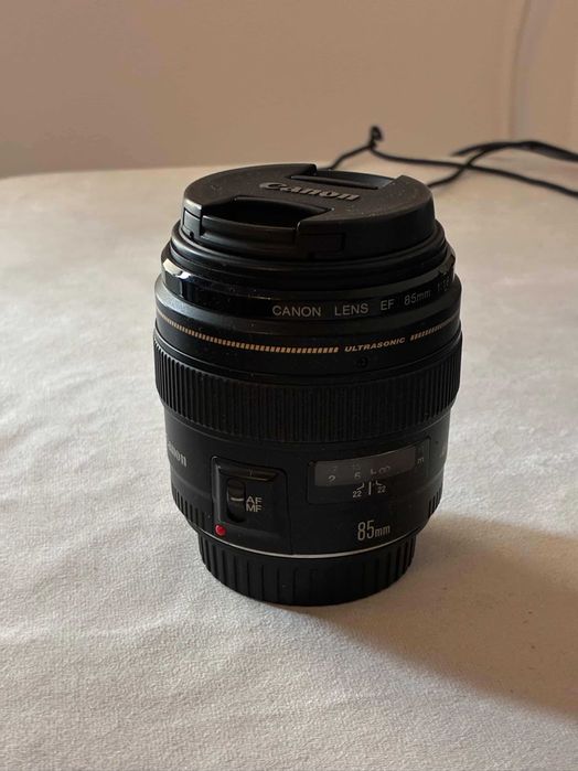 Obiectiv Canon EF 85mm f/1.8 USM - Portret Rapid - Impecabil
