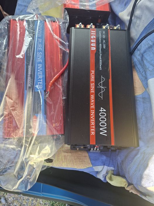 Invertor curent 12v la 230v 3000w