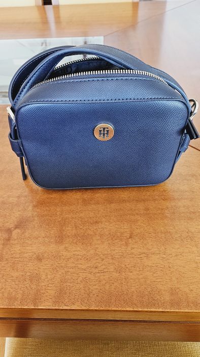 Оригинална чанта на томи хилфигер