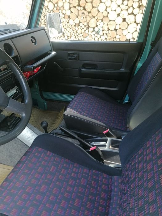 Suzuki samurai sj 80,