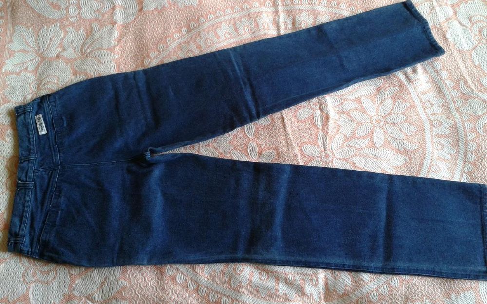 Дънкова пола, дънки