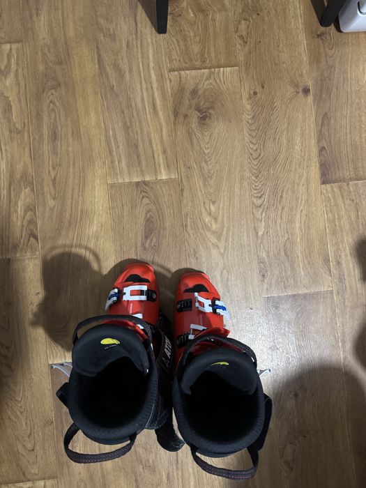 Atomic Redster FIS 130 ски обувки